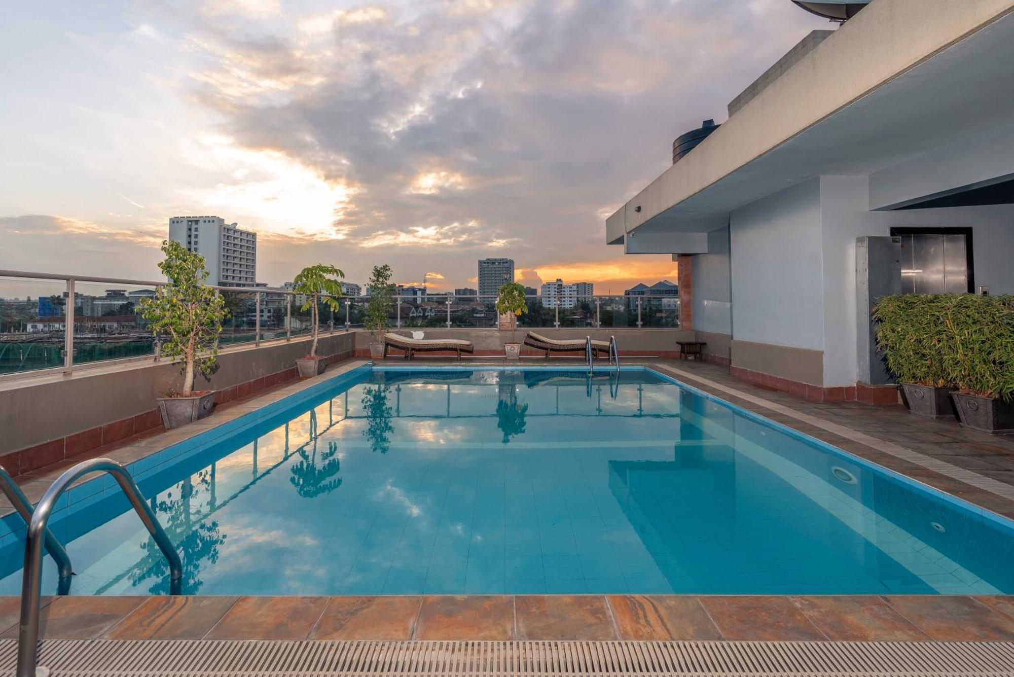 Highlands Suites Hotel Apartments Nairobi Buitenkant foto